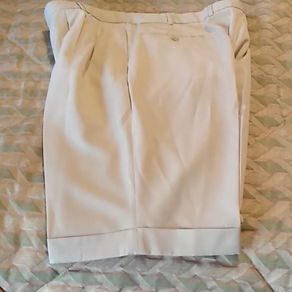 Men's Dress Short Set. - Picture 2 of 3